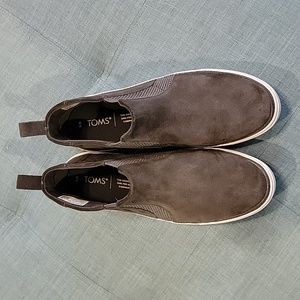 Tom's Gray Sneakers Size 9